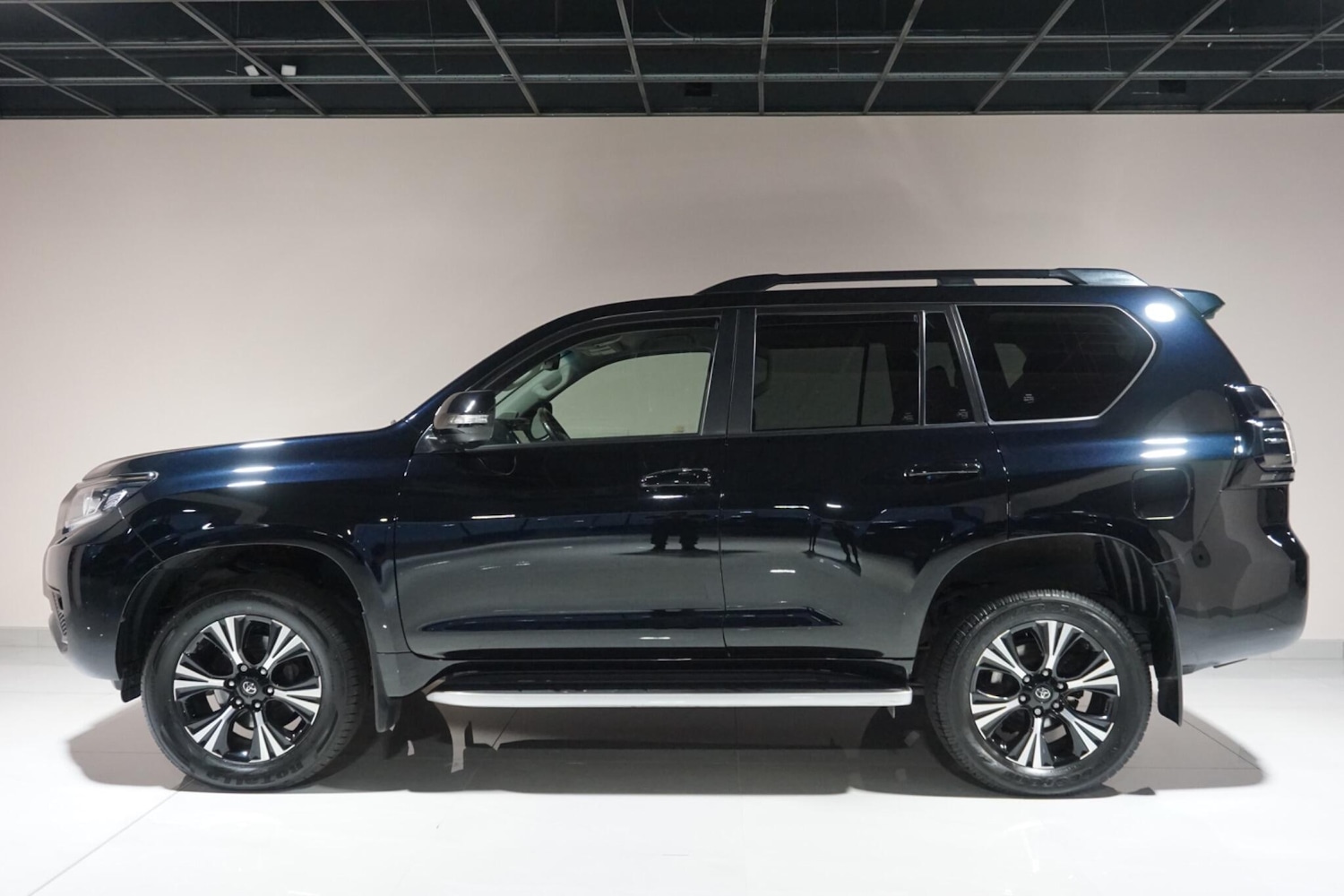 Used Toyota Land Cruiser 2021 for sale - 77305587: Photo 32