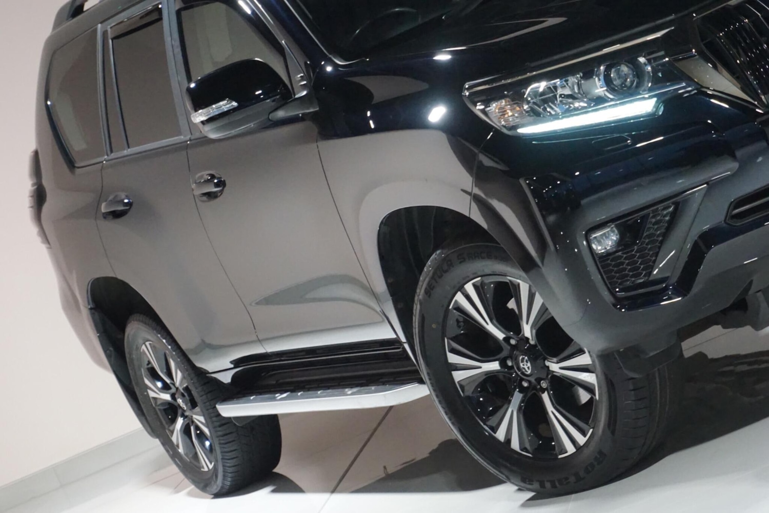 Used Toyota Land Cruiser 2021 for sale - 77305587: Photo 40