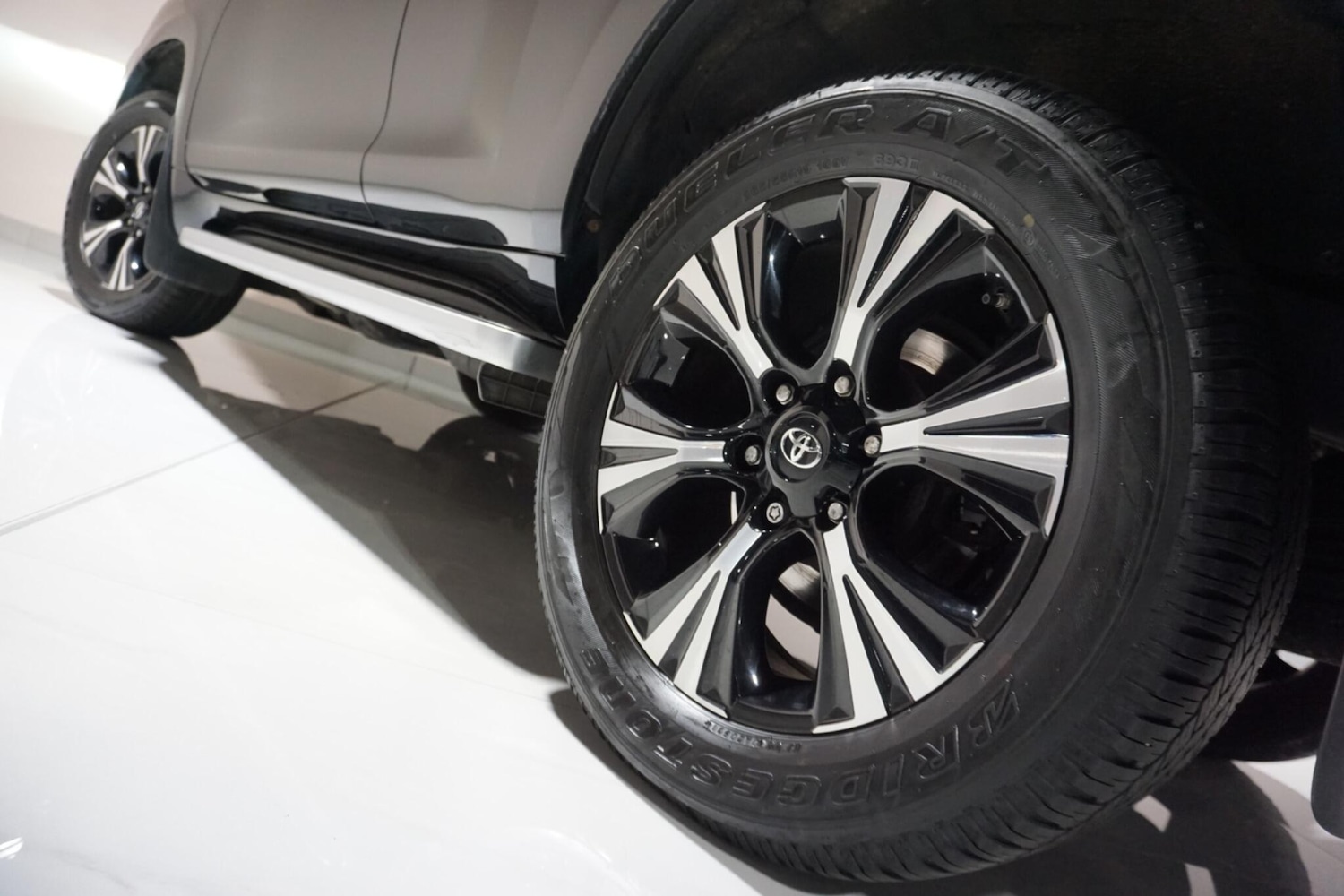 Used Toyota Land Cruiser 2021 for sale - 77305587: Photo 50