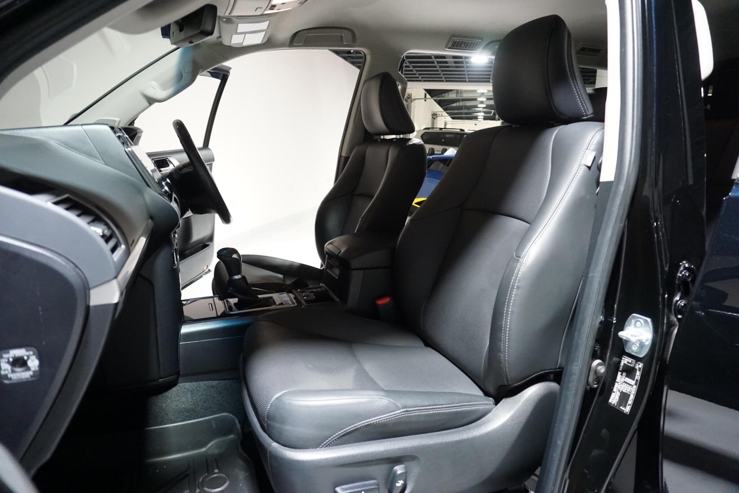 Used Toyota Land Cruiser 2021 for sale - 77305587: Photo 51