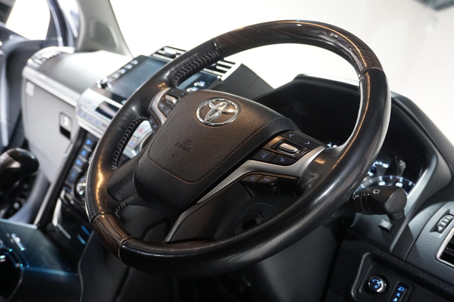 Used Toyota Land Cruiser 2021 for sale - 77305587: Photo 55