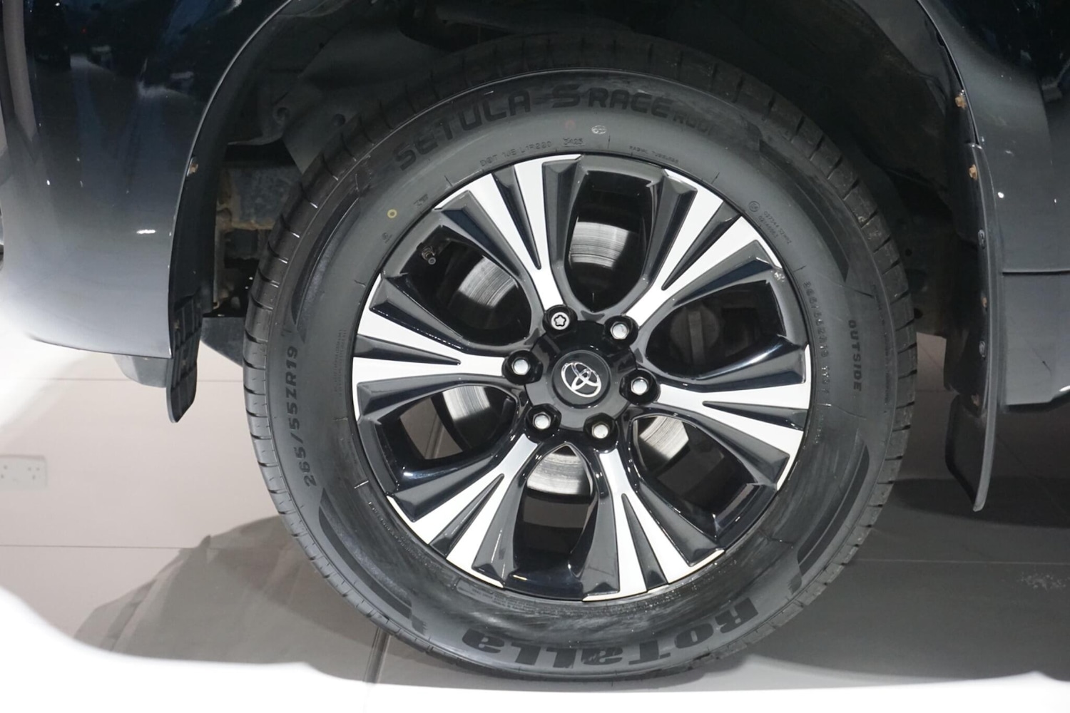 Used Toyota Land Cruiser 2021 for sale - 77305587: Photo 74