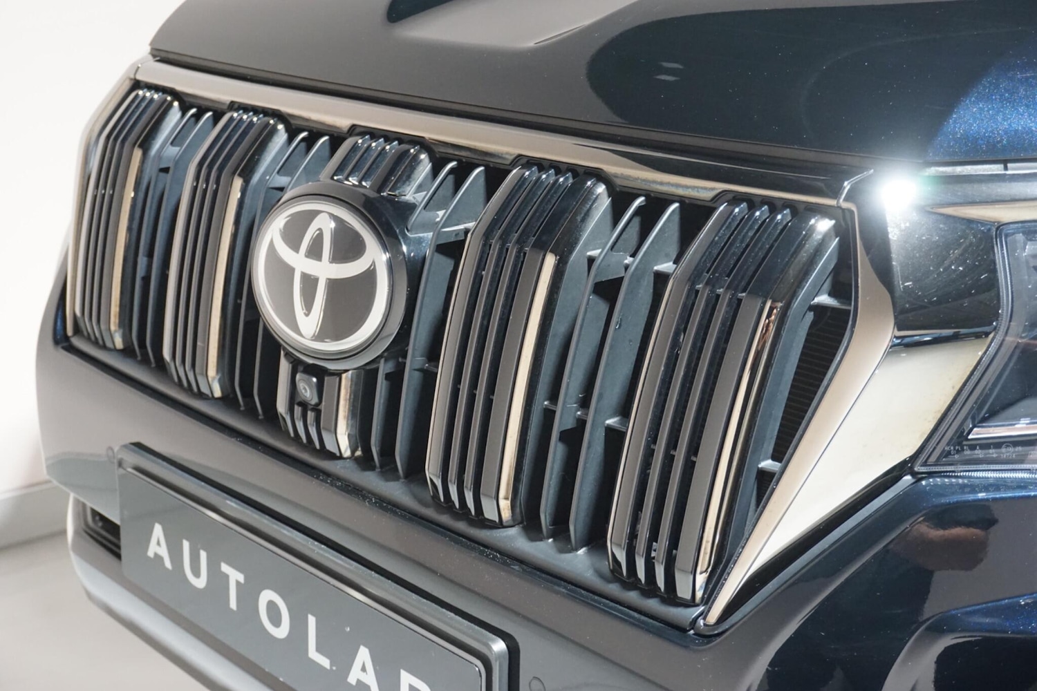 Used Toyota Land Cruiser 2021 for sale - 77305587: Photo 75