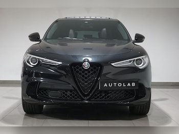 Used Alfa Romeo Stelvio 2022 for sale - 75949996: Photo