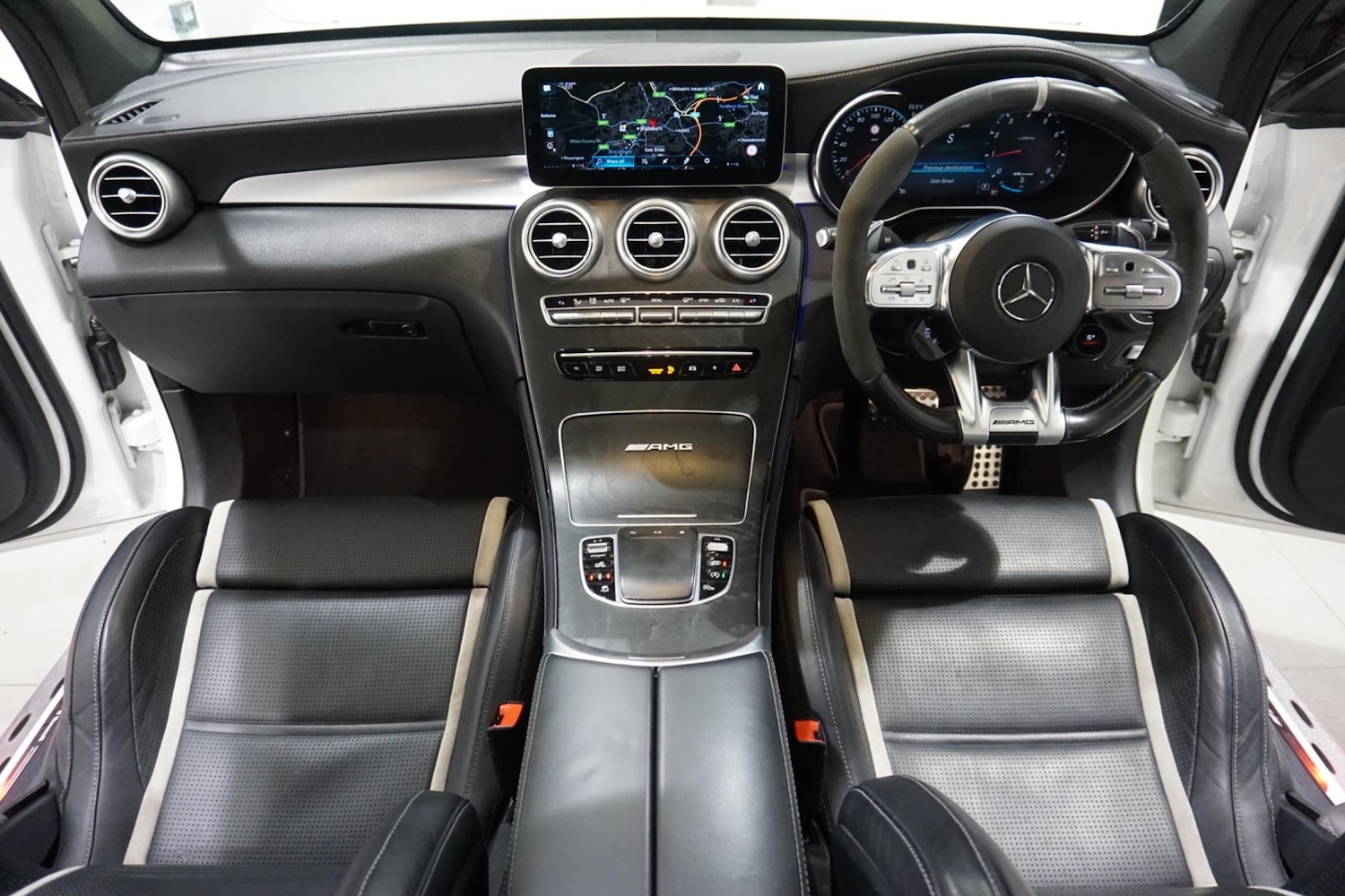 Used Mercedes-Benz GLC 2019 for sale - 76988448: Photo 10