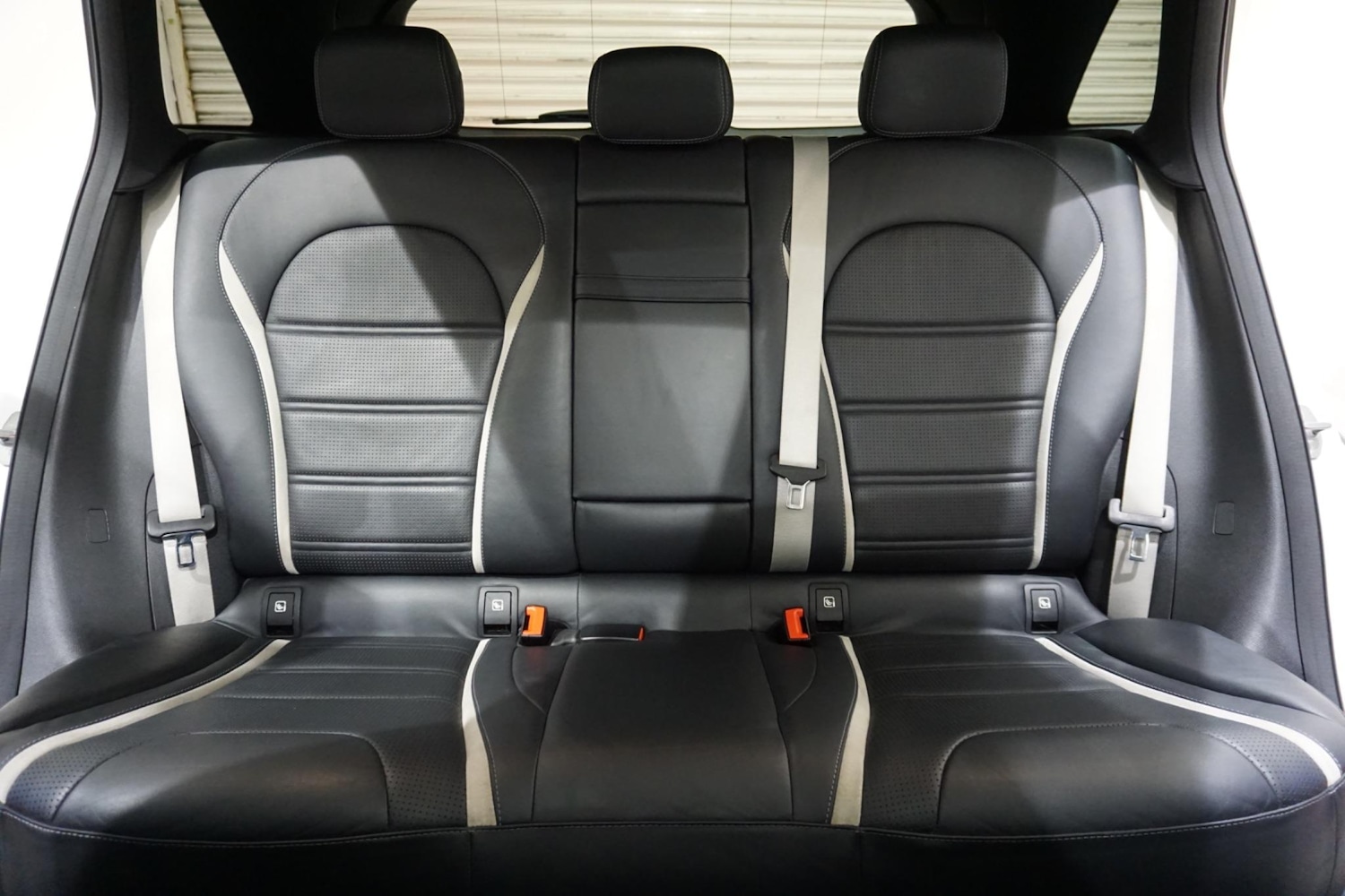 Used Mercedes-Benz GLC 2019 for sale - 76988448: Photo 11