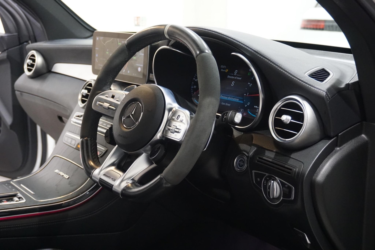 Used Mercedes-Benz GLC 2019 for sale - 76988448: Photo 14