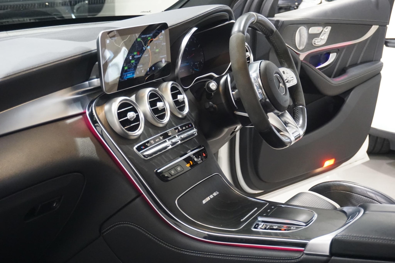 Used Mercedes-Benz GLC 2019 for sale - 76988448: Photo 57