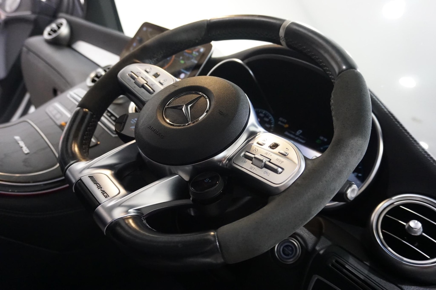 Used Mercedes-Benz GLC 2019 for sale - 76988448: Photo 58