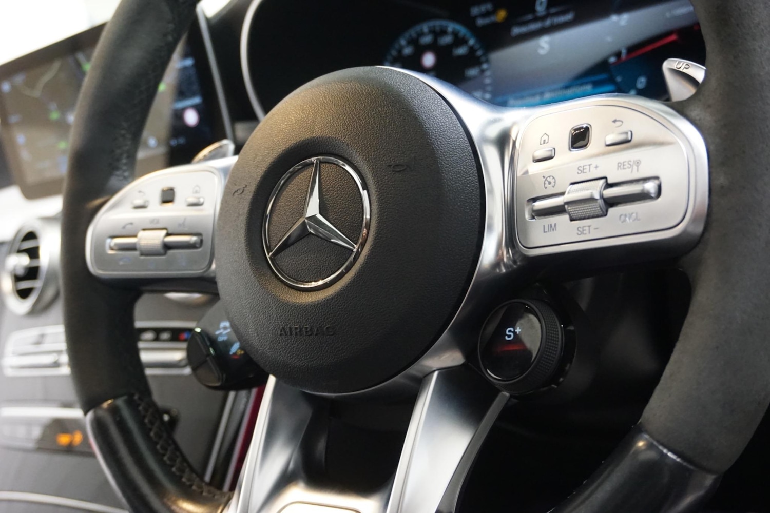 Used Mercedes-Benz GLC 2019 for sale - 76988448: Photo 59