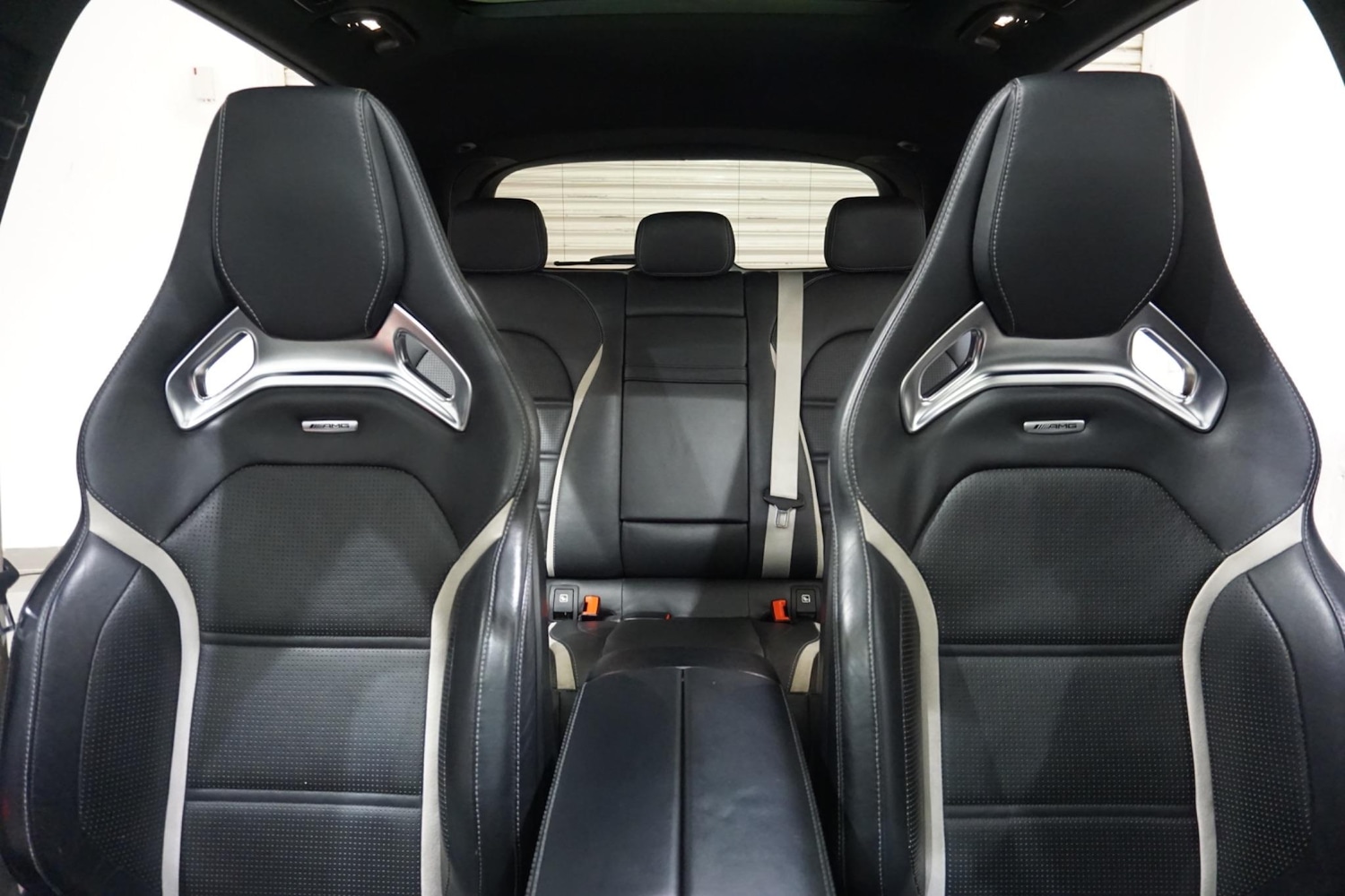 Used Mercedes-Benz GLC 2019 for sale - 76988448: Photo 9