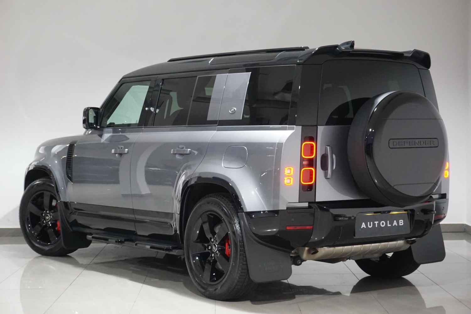 Used Land Rover Defender 2024 for sale - 77016431: Photo 41