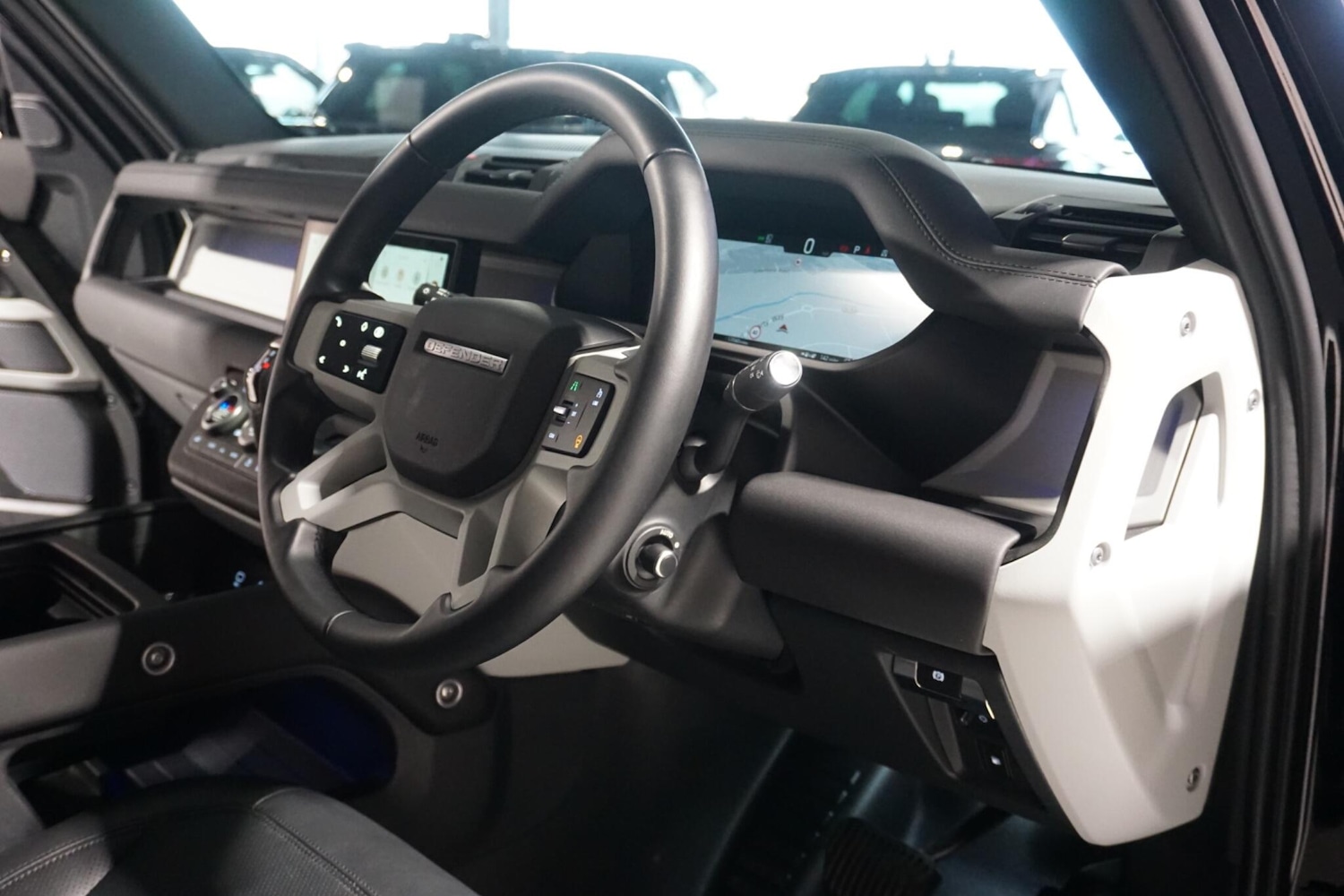 Used Land Rover Defender 2024 for sale - 77029074: Photo 14