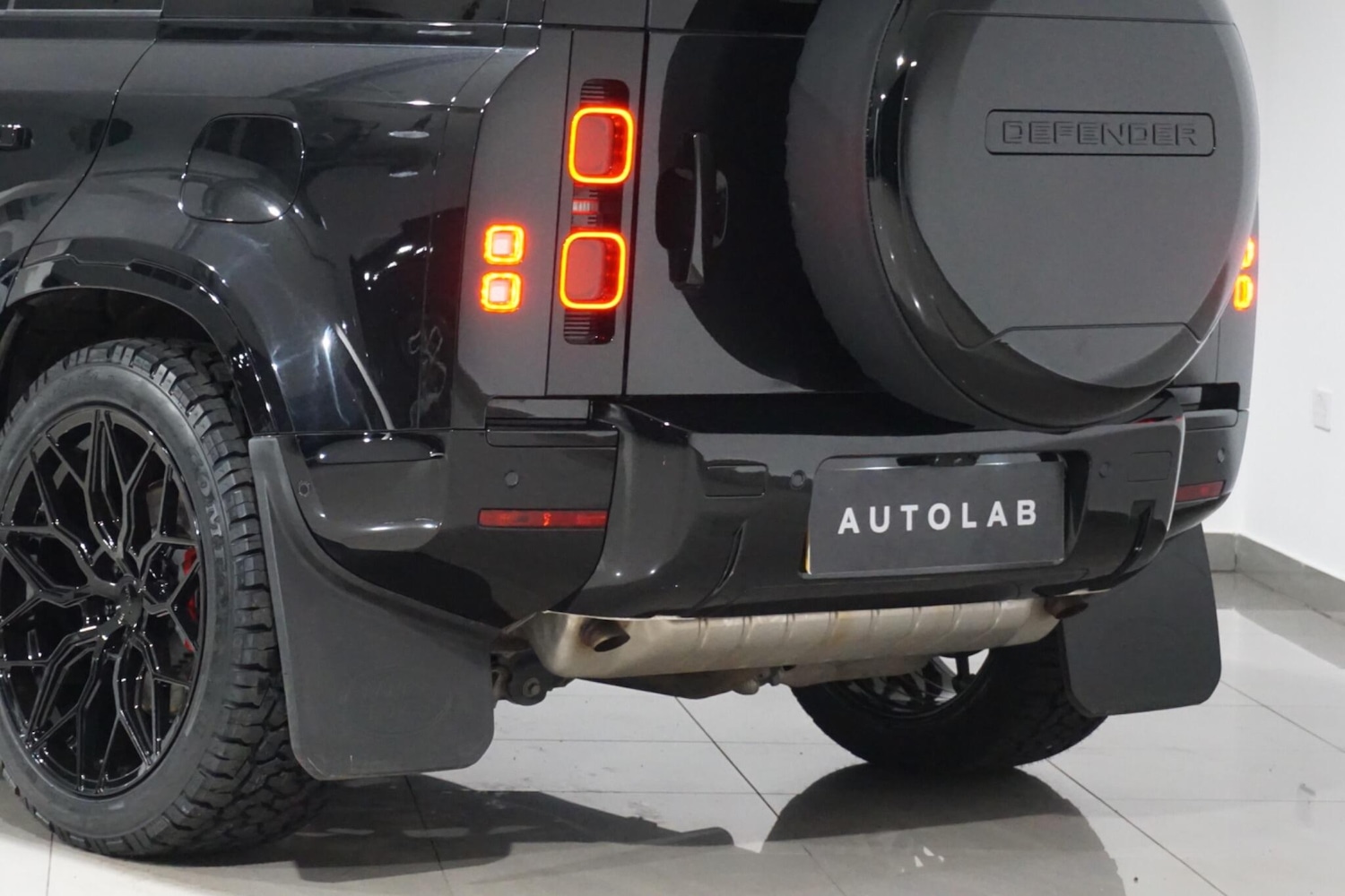 Used Land Rover Defender 2024 for sale - 77029074: Photo 48