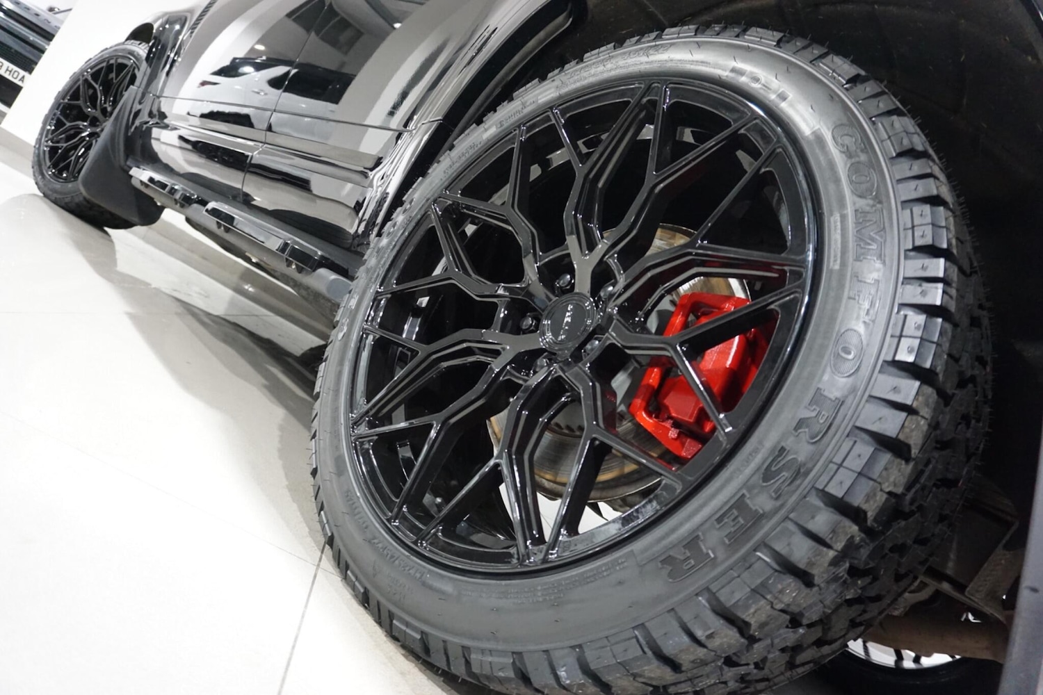 Used Land Rover Defender 2024 for sale - 77029074: Photo 55