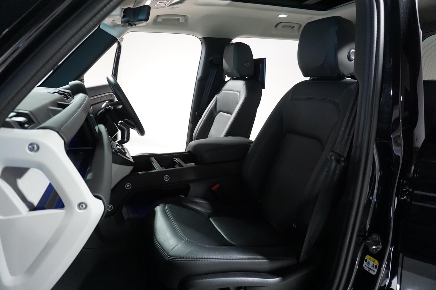 Used Land Rover Defender 2024 for sale - 77029074: Photo 56