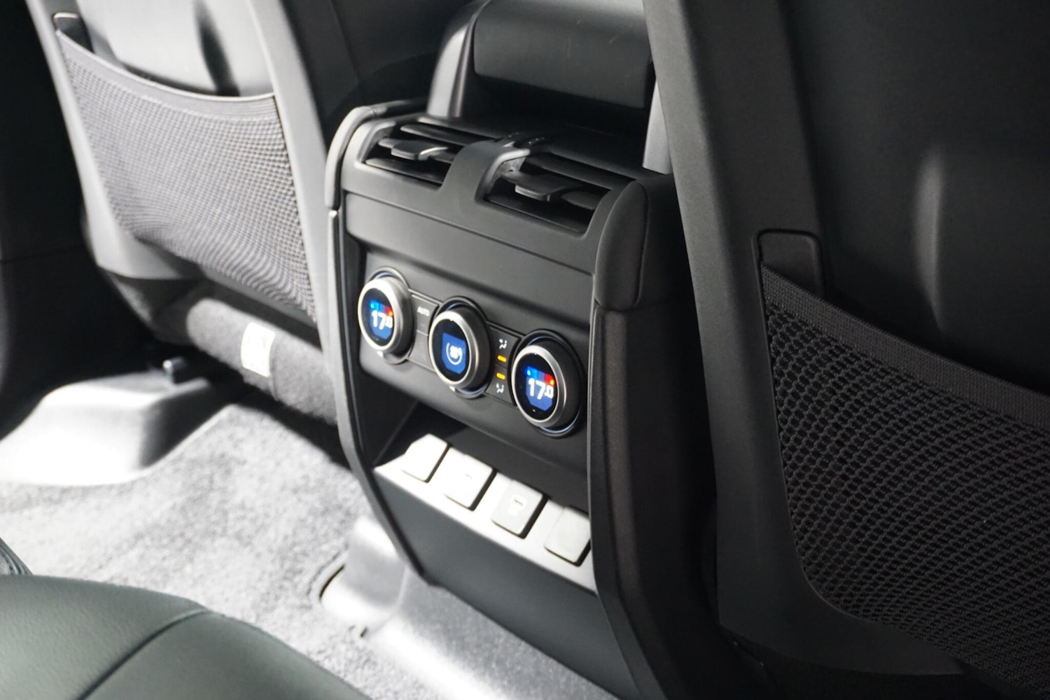 Used Land Rover Defender 2024 for sale - 77029074: Photo 67