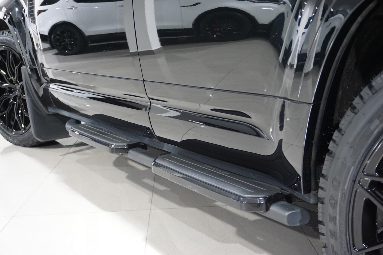 Used Land Rover Defender 2024 for sale - 77029074: Photo 75