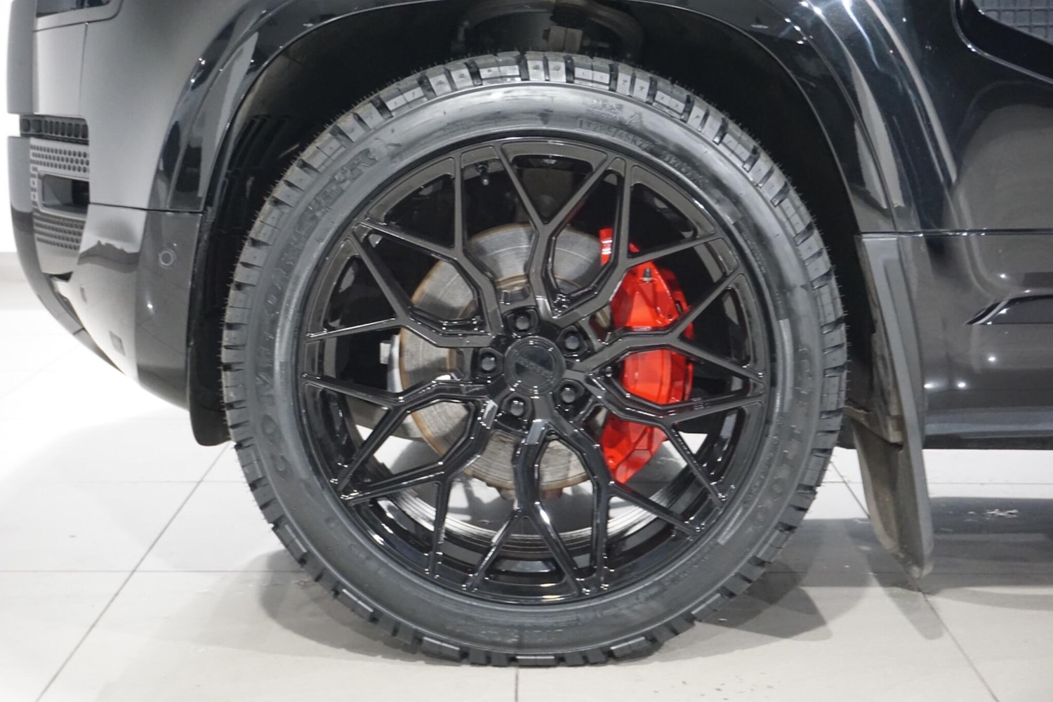 Used Land Rover Defender 2024 for sale - 77029074: Photo 76