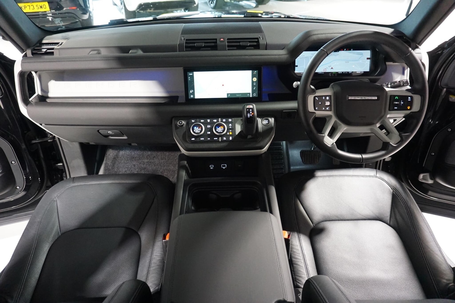 Used Land Rover Defender 2024 for sale - 77029074: Photo 9