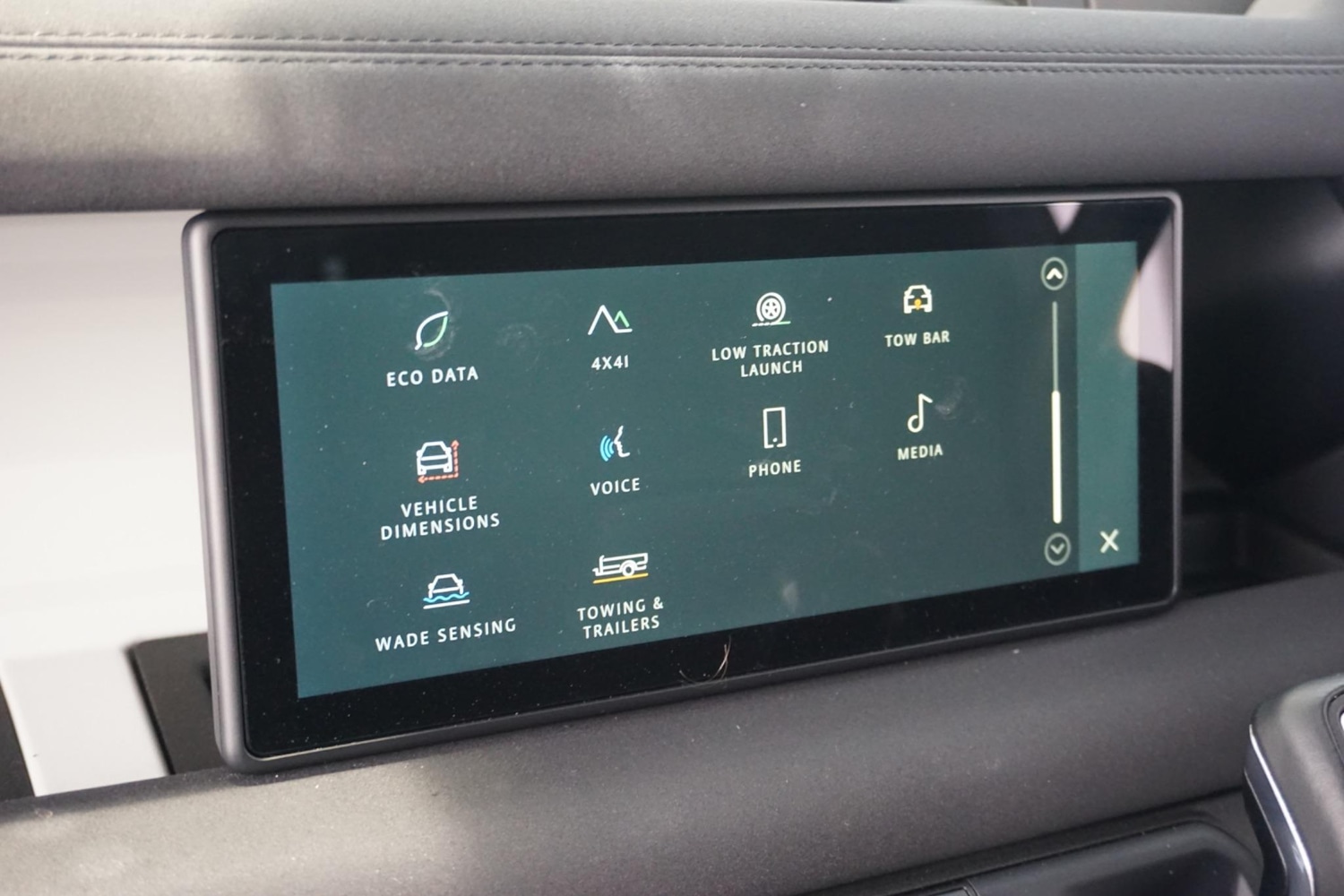 Used Land Rover Defender 110 for sale - 76476480: Photo 54