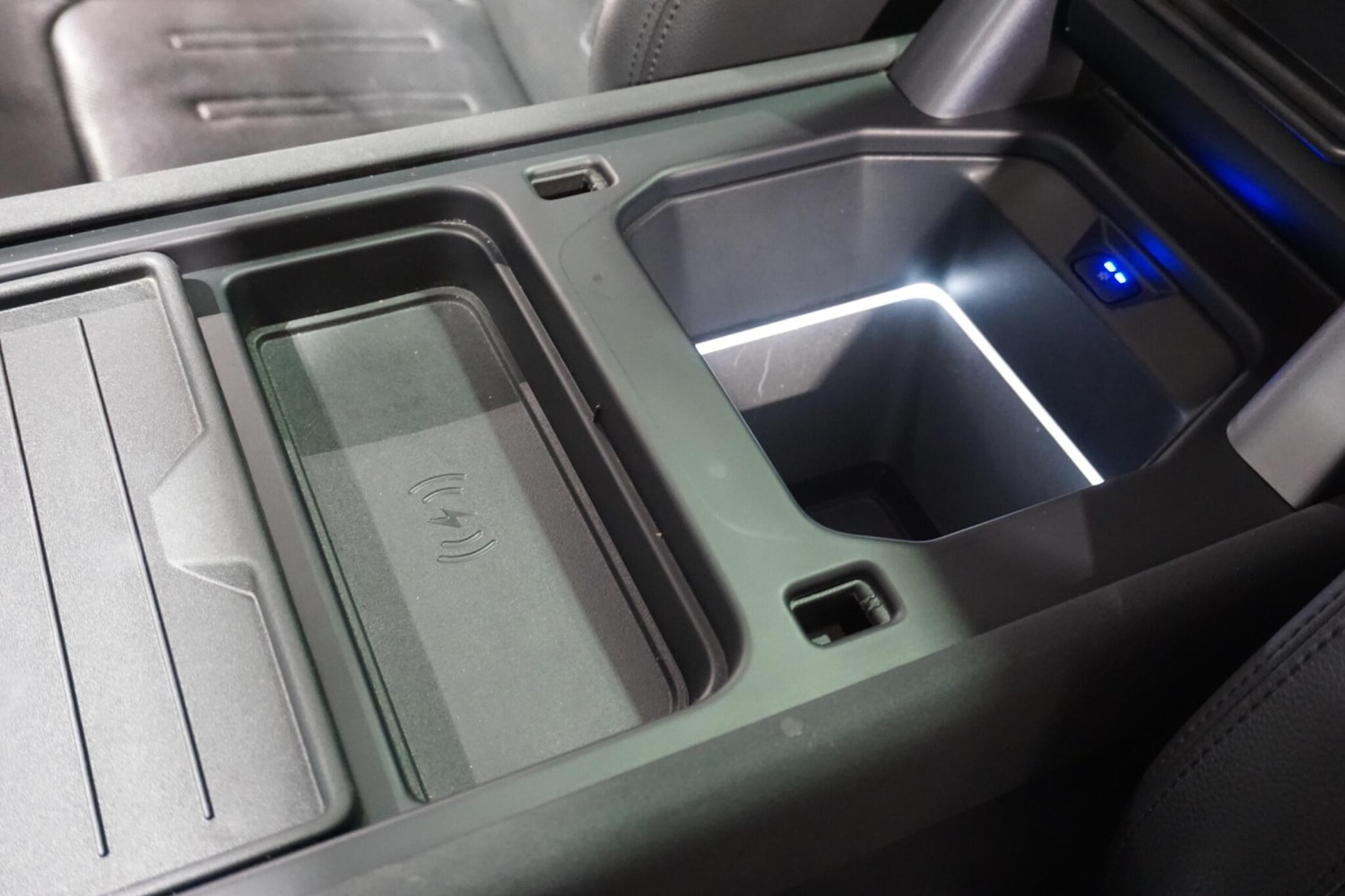 Used Land Rover Defender 2021 for sale - 76935948: Photo 22