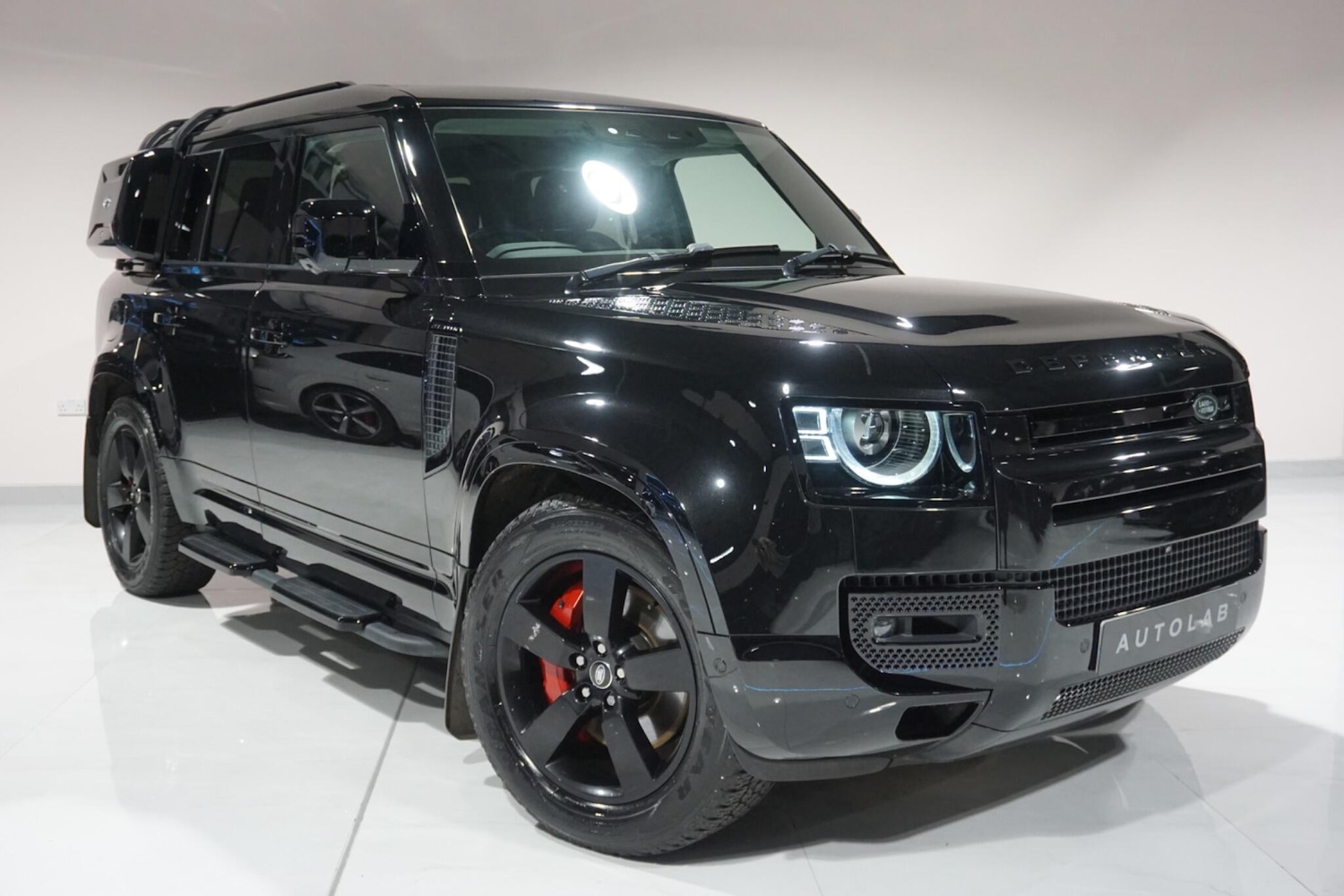 Used Land Rover Defender 2021 for sale - 76935948: Photo 24