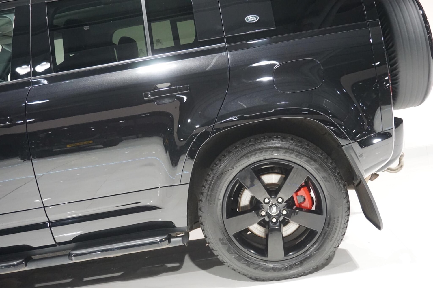 Used Land Rover Defender 2021 for sale - 76935948: Photo 44