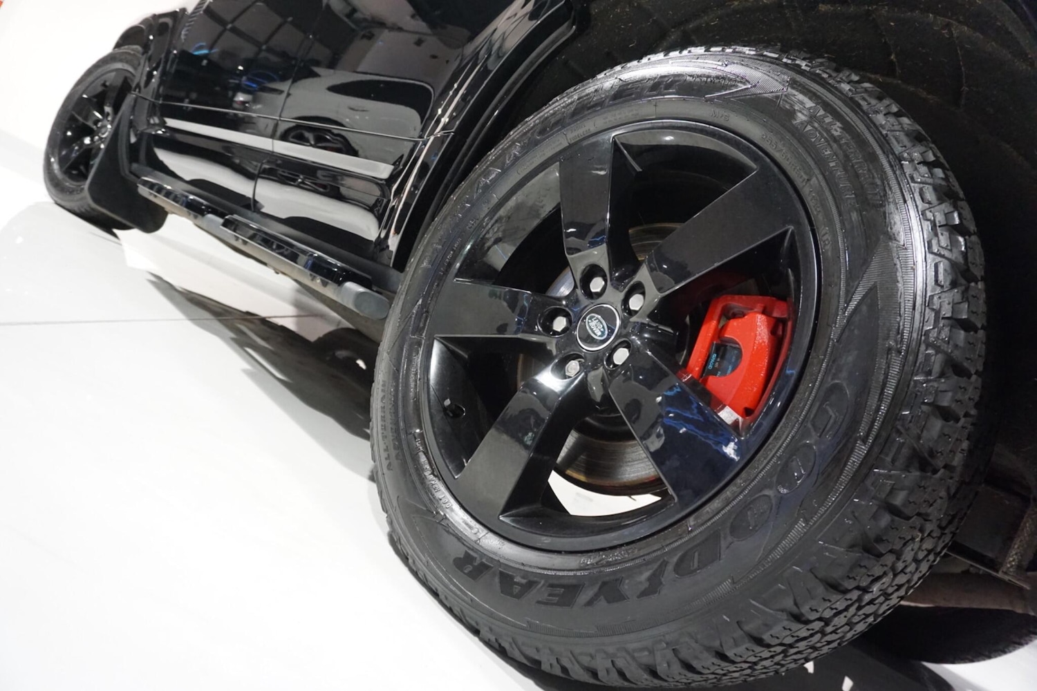 Used Land Rover Defender 2021 for sale - 76935948: Photo 47