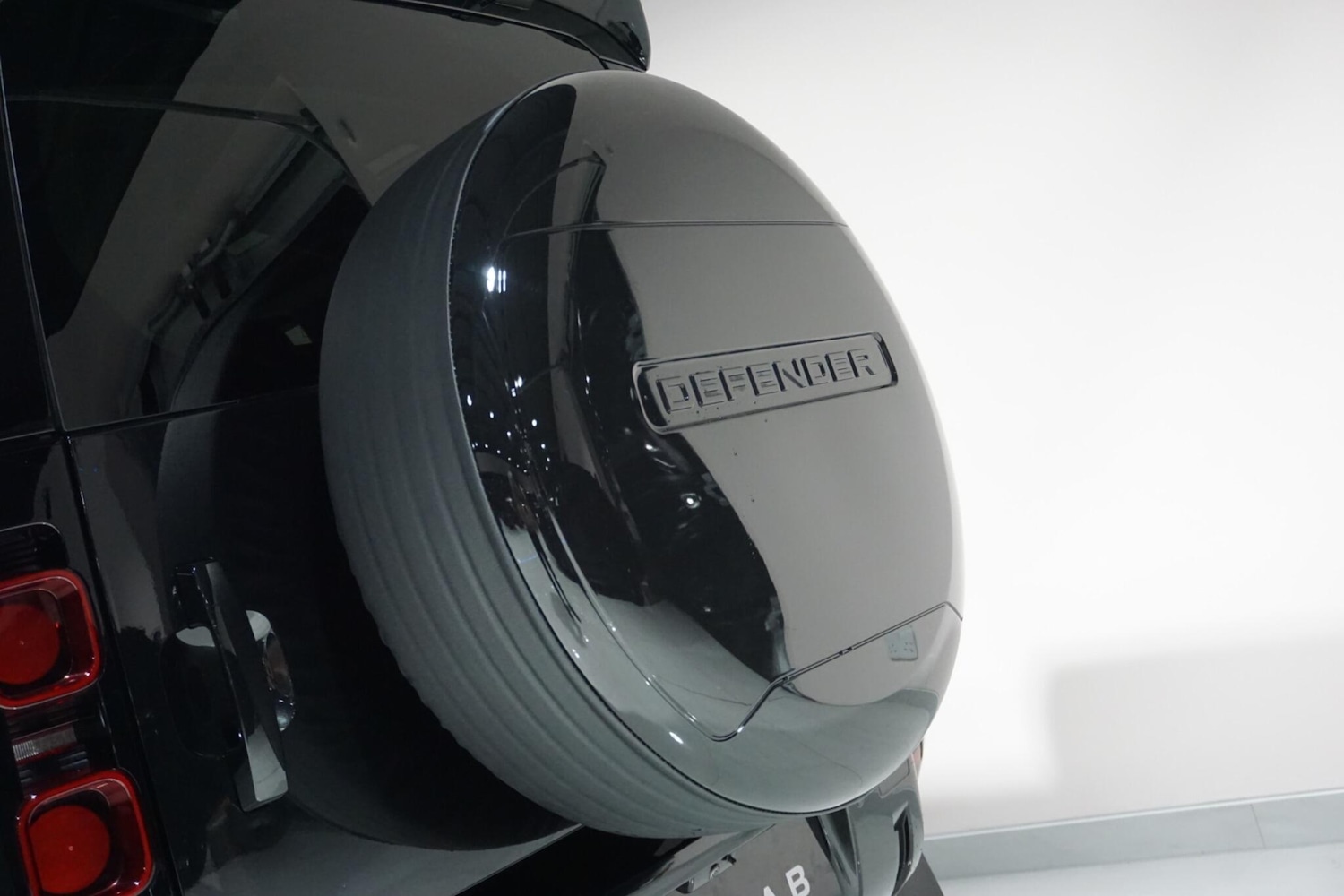 Used Land Rover Defender 2021 for sale - 76935948: Photo 67