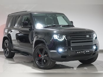 Used Land Rover Defender 2023 for sale - 76700836: Photo