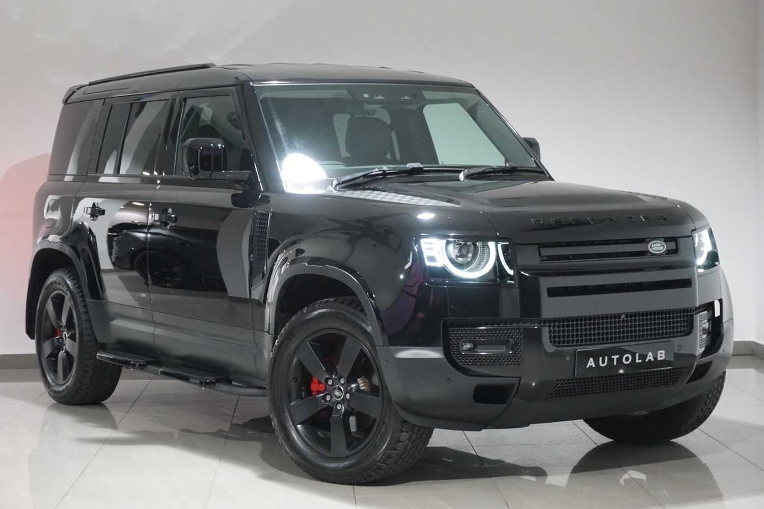 Used Land Rover Defender 2023 for sale - 76700836: Photo 36