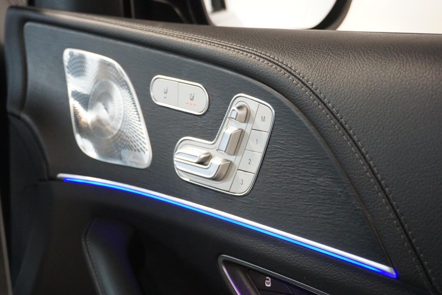 Used Mercedes-Benz GLE for sale - 77957362: Photo 75