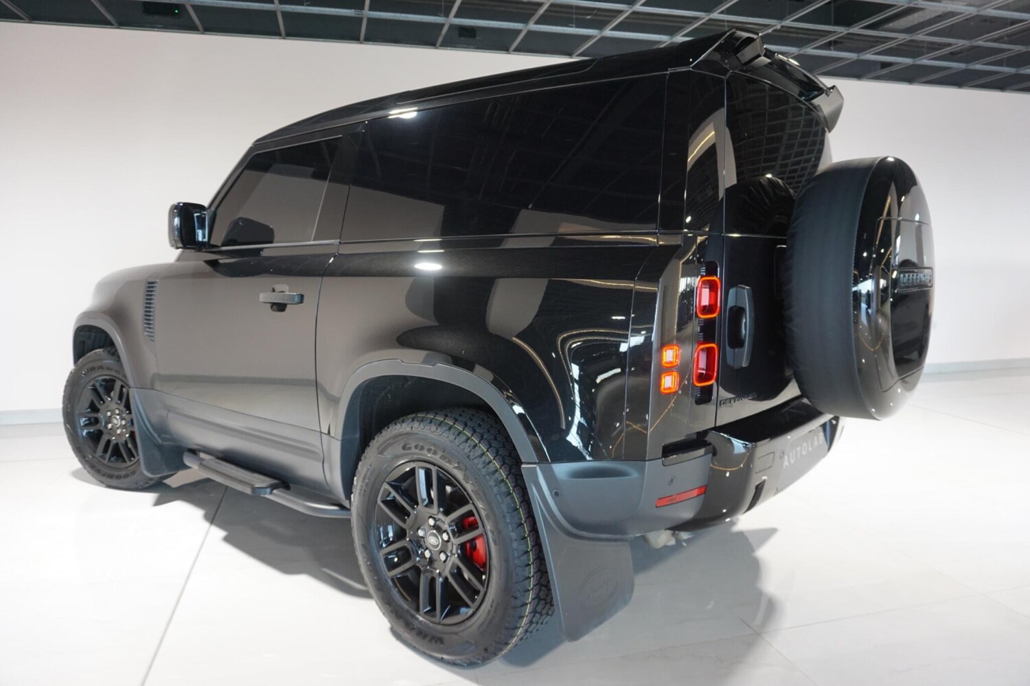 Used Land Rover Defender 90 for sale - 77957368: Photo 19