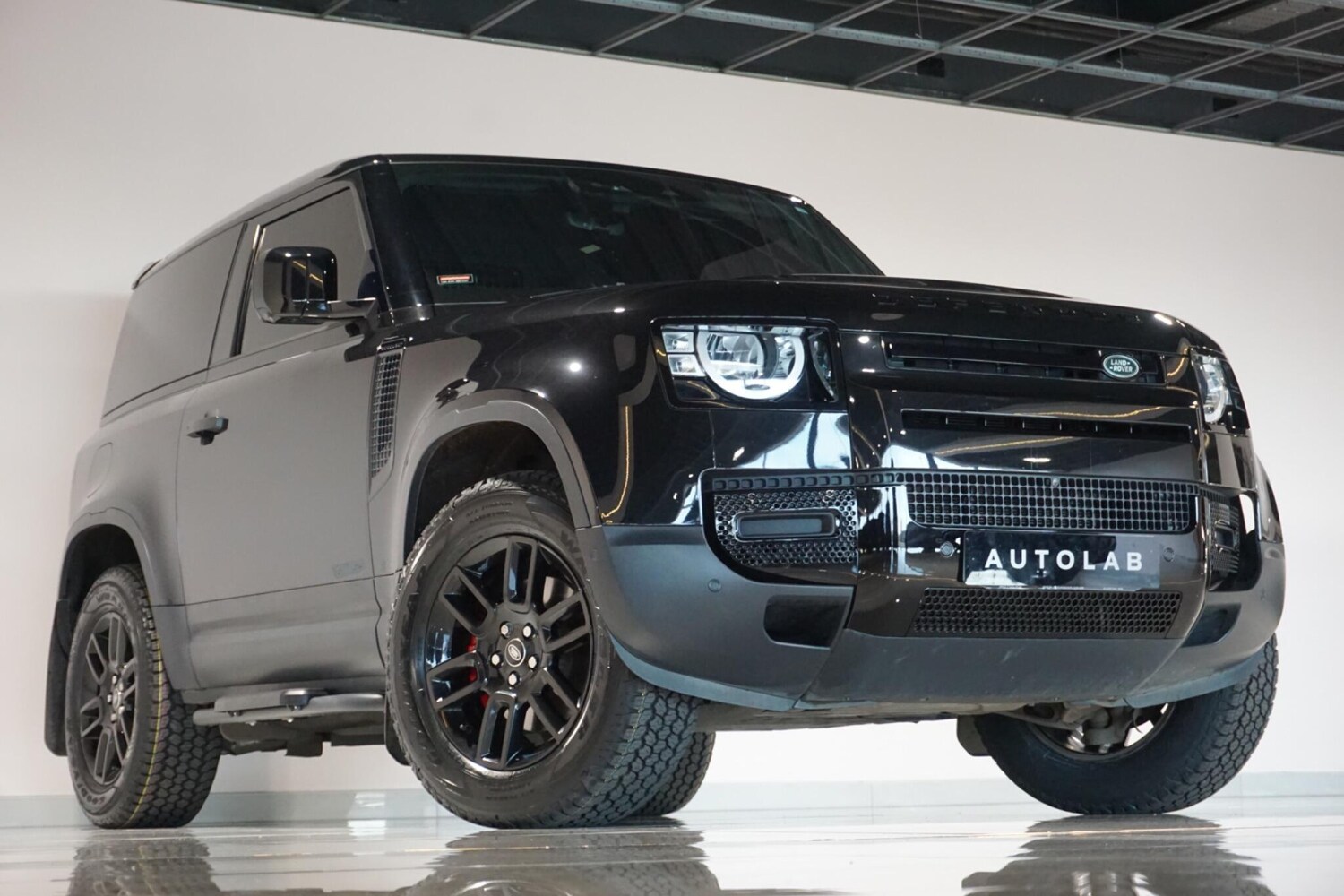 Used Land Rover Defender 90 for sale - 77957368: Photo 22