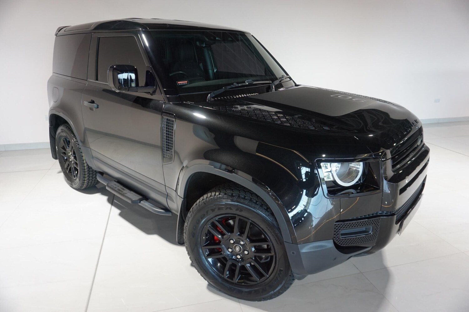 Used Land Rover Defender 90 for sale - 77957368: Photo 29