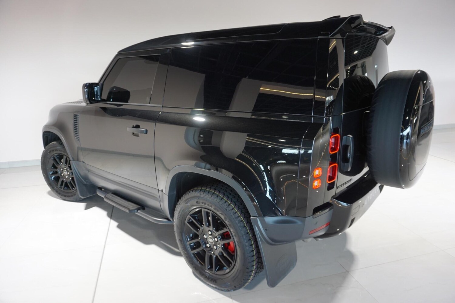 Used Land Rover Defender 90 for sale - 77957368: Photo 30