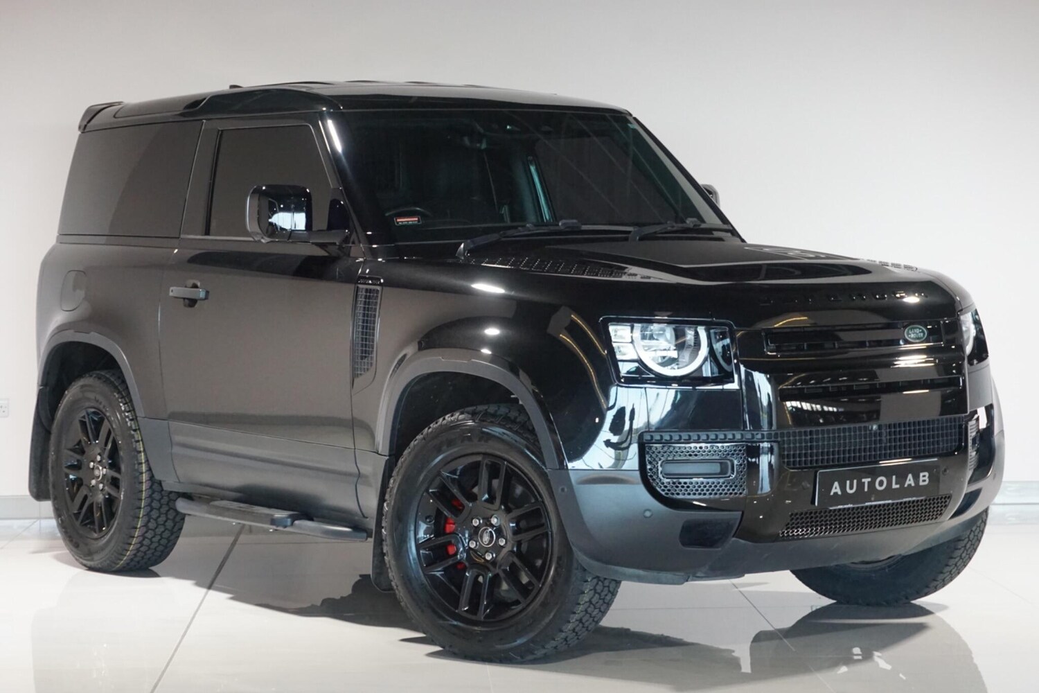 Used Land Rover Defender 90 for sale - 77957368: Photo 31