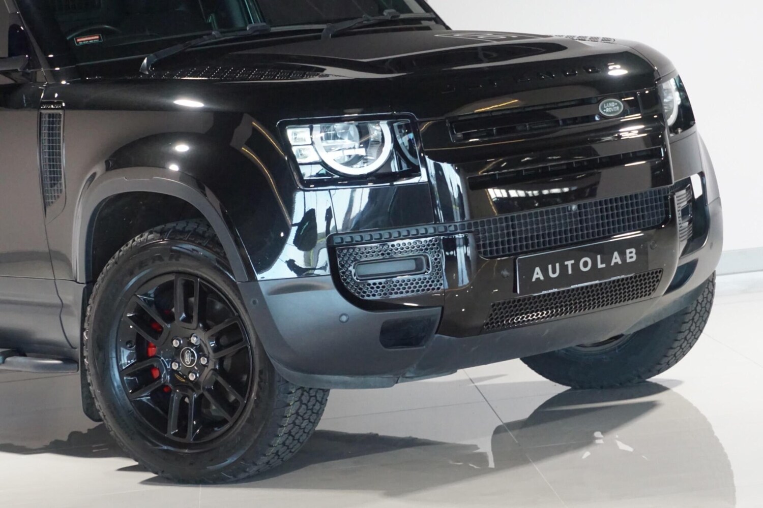 Used Land Rover Defender 90 for sale - 77957368: Photo 33