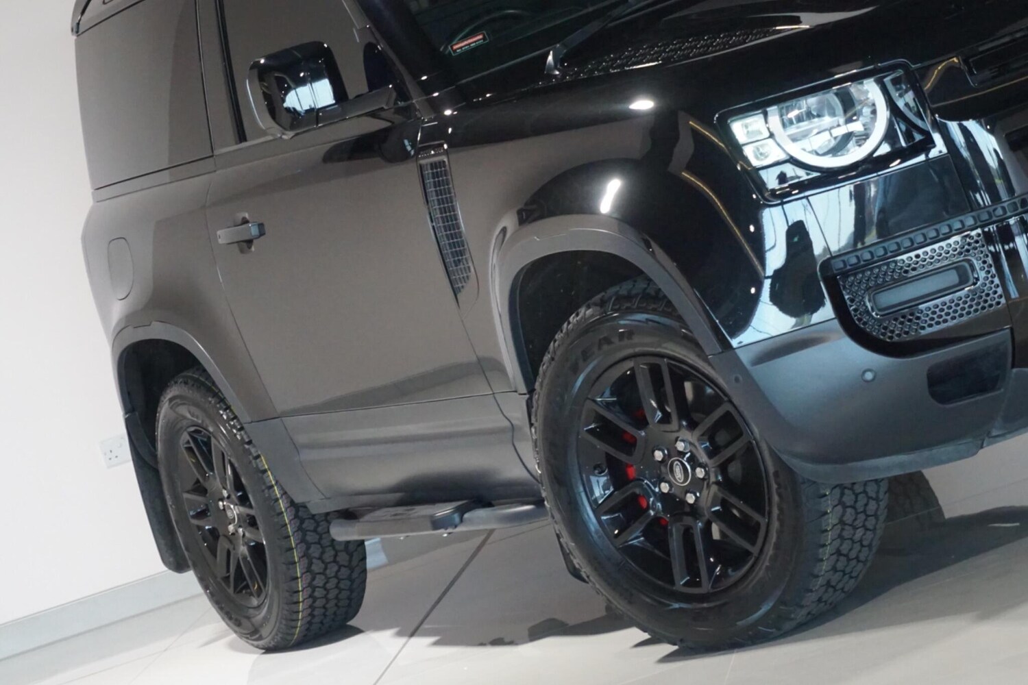 Used Land Rover Defender 90 for sale - 77957368: Photo 35