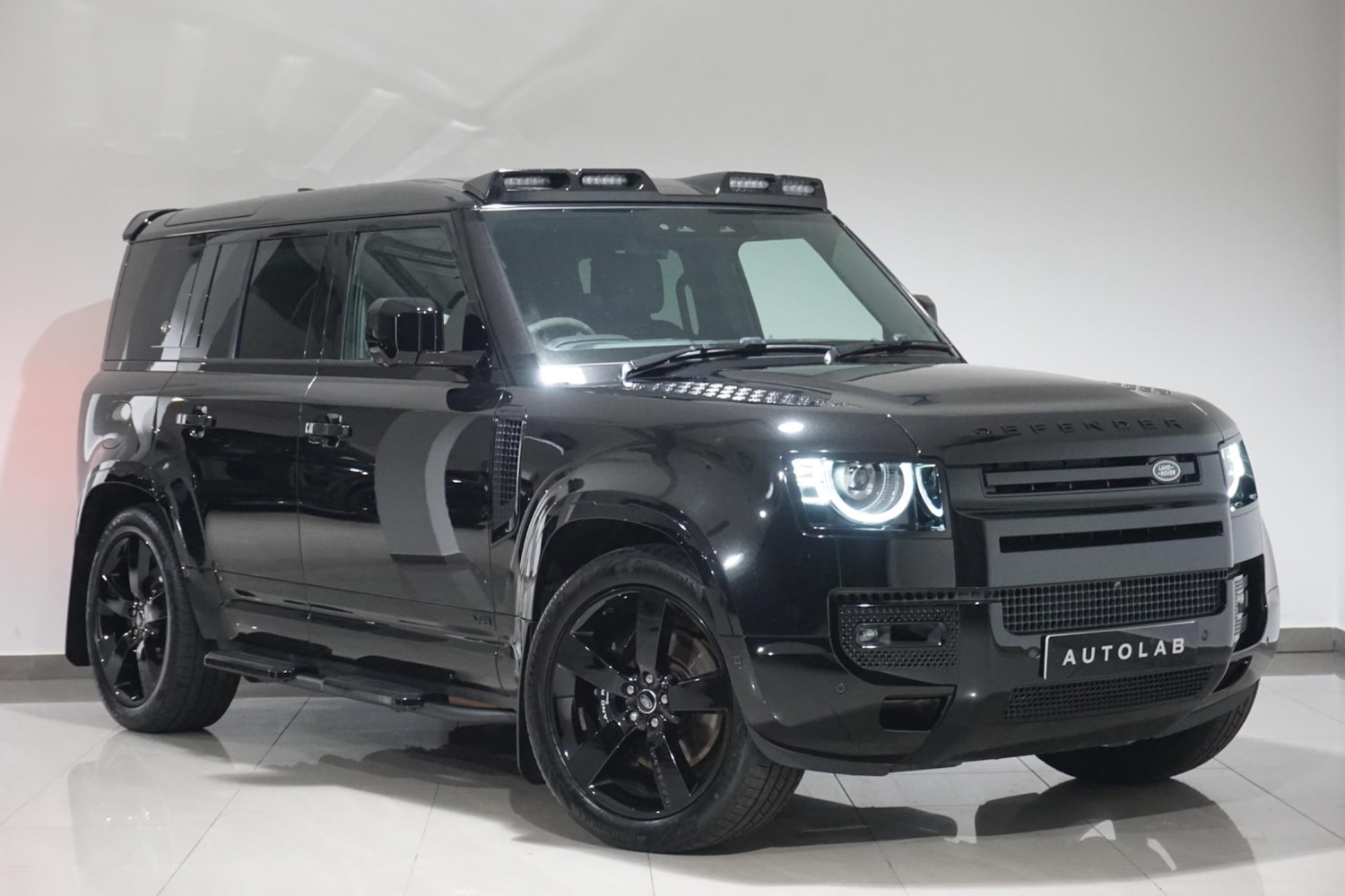 Used Land Rover Defender 110 for sale - 76476488: Photo 42