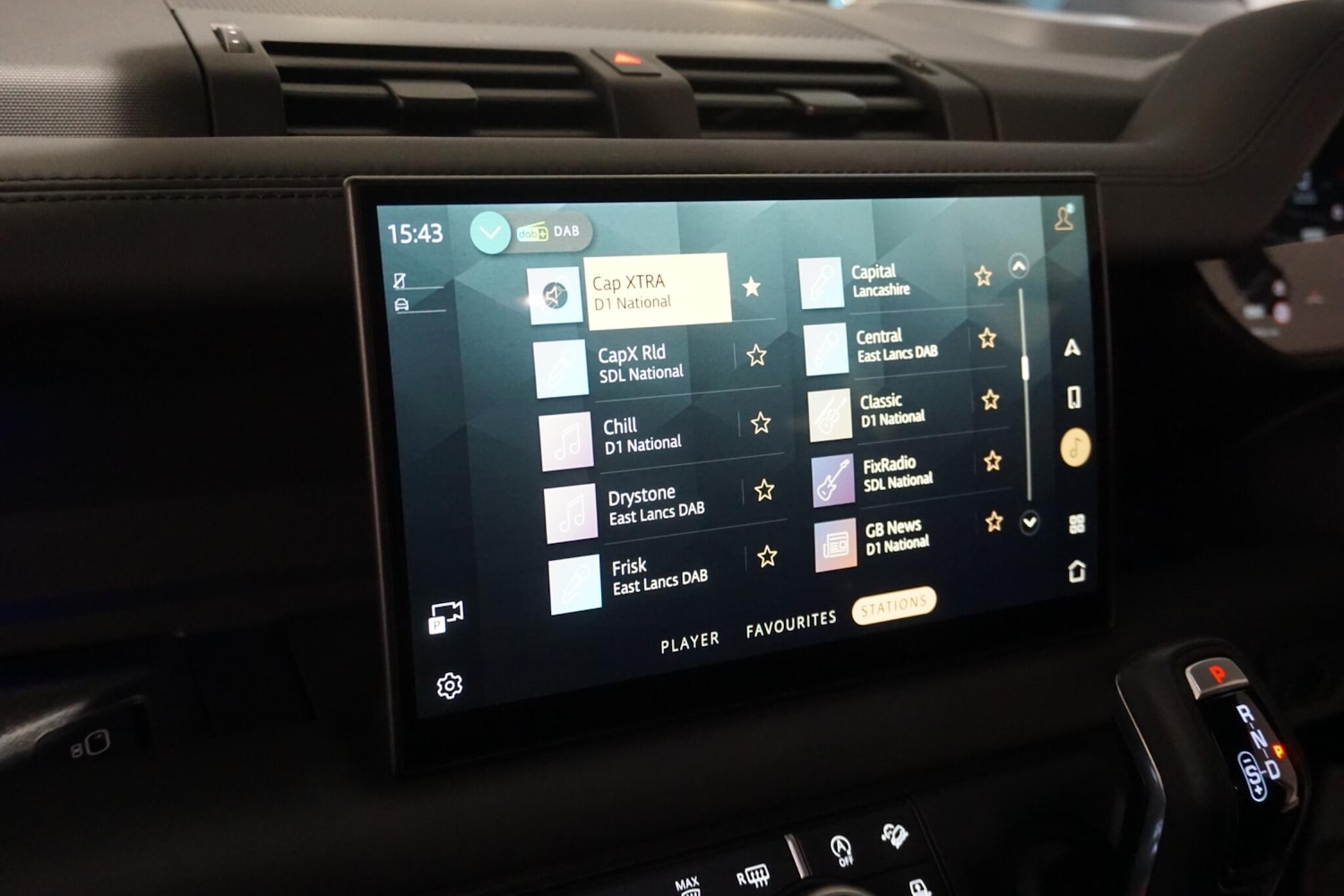 Used Land Rover Defender 110 for sale - 76476488: Photo 65