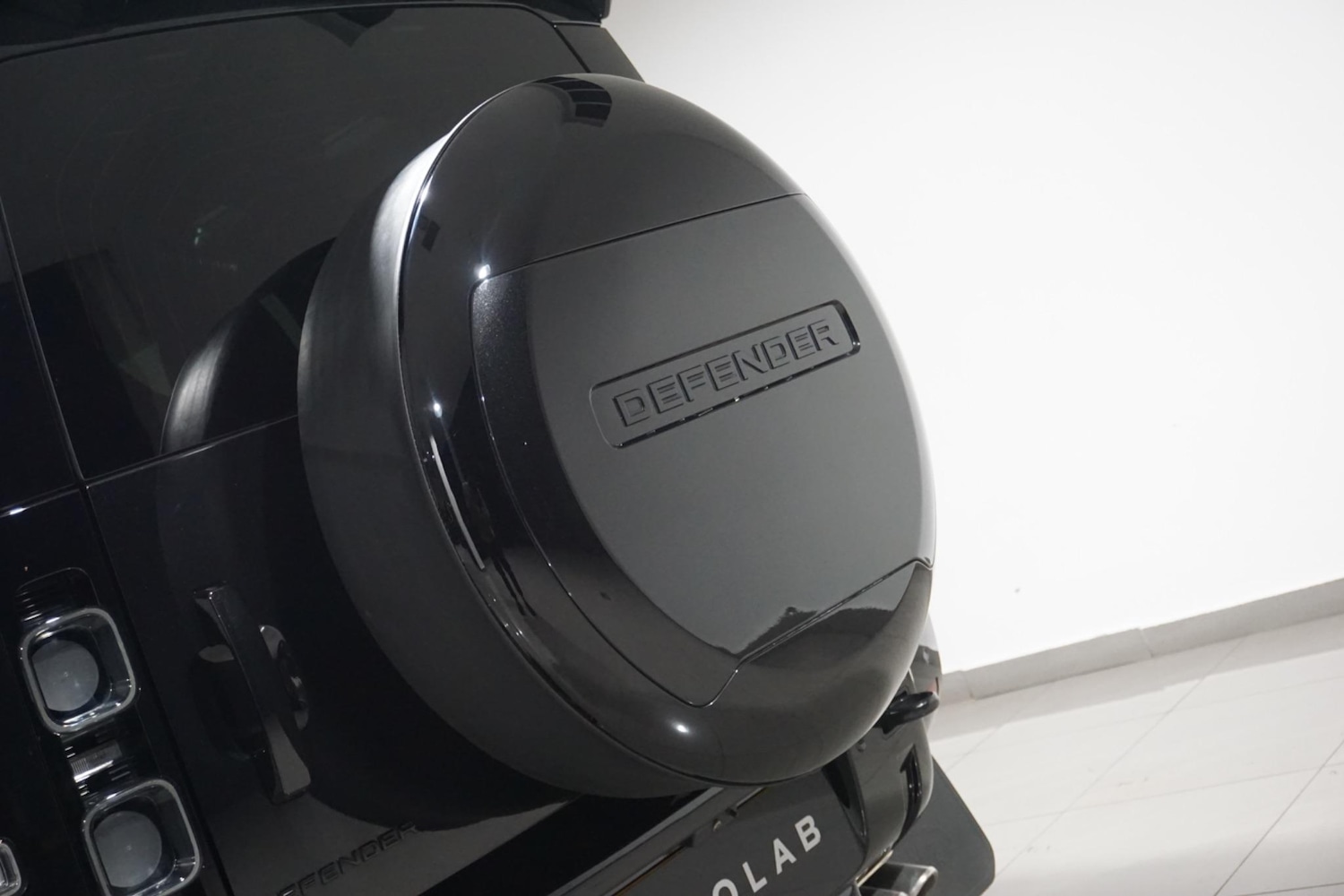 Used Land Rover Defender 110 for sale - 76476488: Photo 77