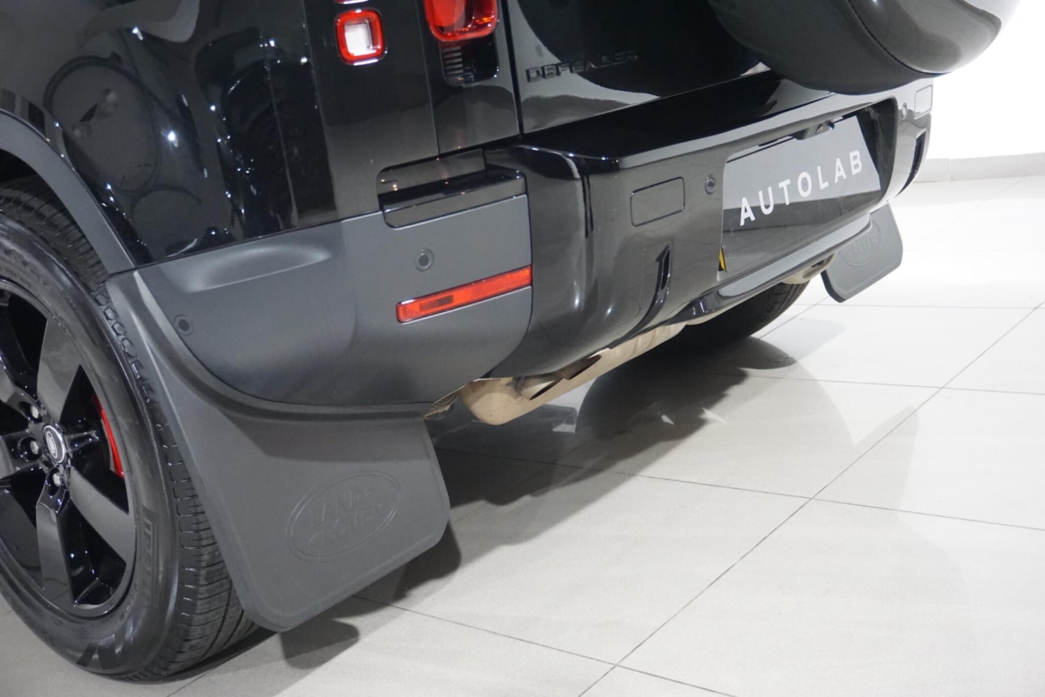 Used Land Rover Defender 110 for sale - 76989222: Photo 62