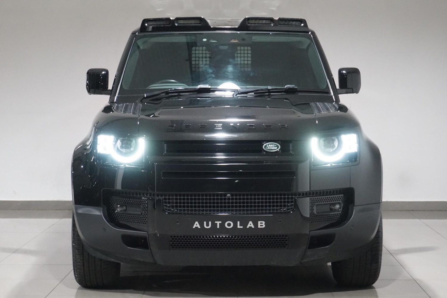 Used Land Rover Defender 110 for sale - 76989222: Photo 7