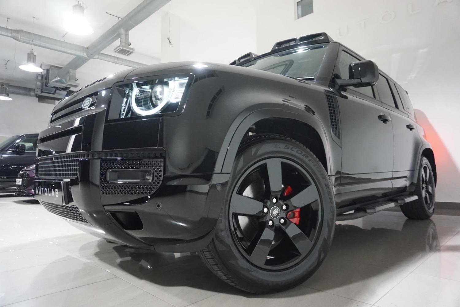 Used Land Rover Defender 110 for sale - 77015930: Photo 30