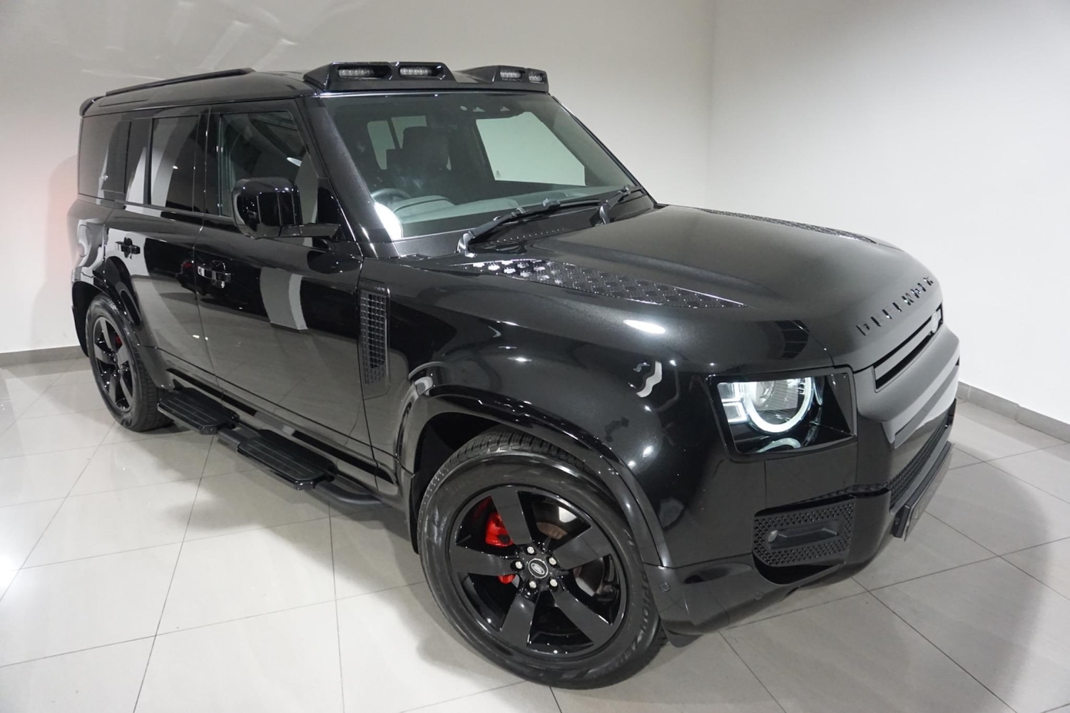 Used Land Rover Defender 110 for sale - 77015930: Photo 35