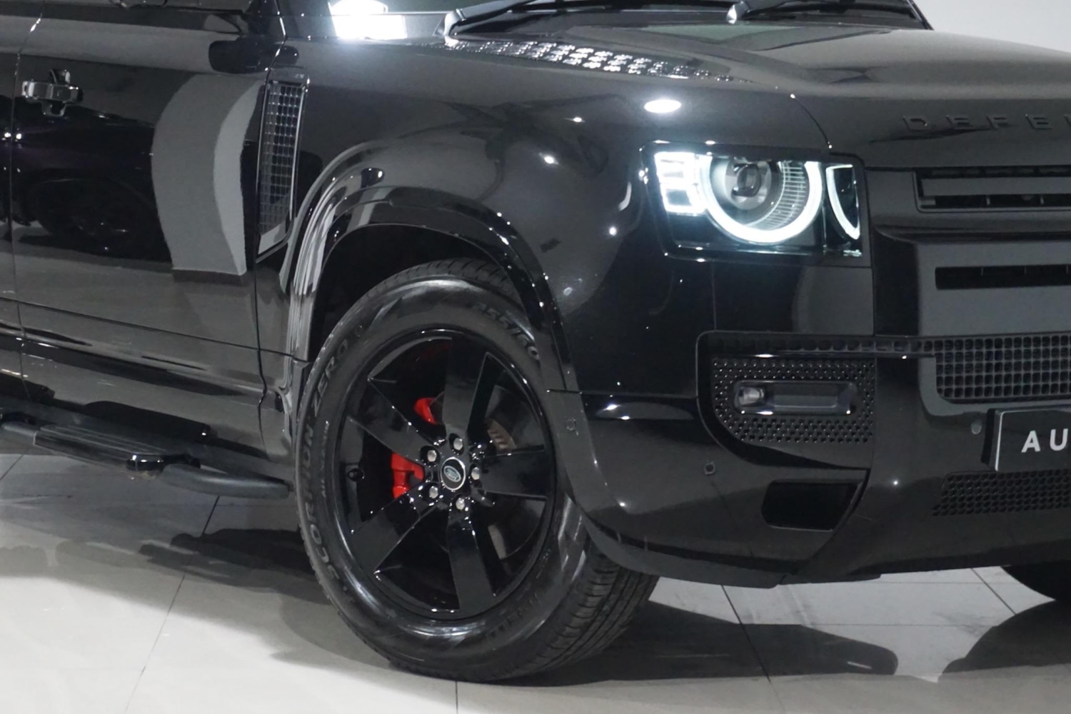 Used Land Rover Defender 110 for sale - 77015930: Photo 45