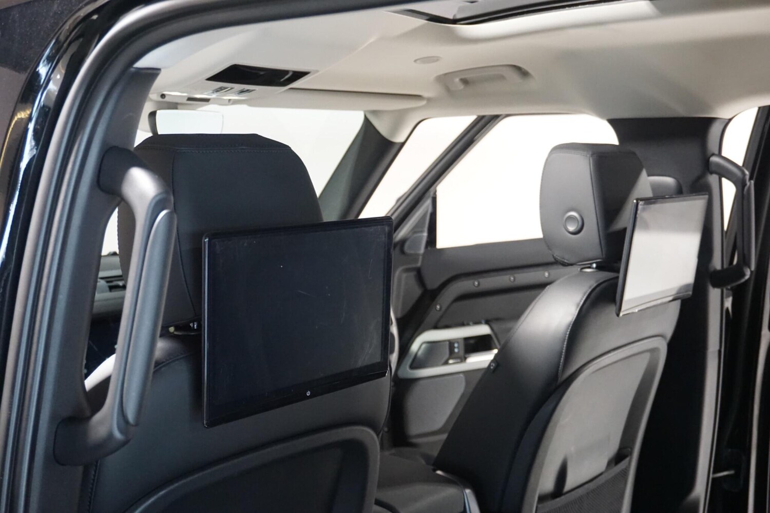 Used Land Rover Defender 110 for sale - 77670506: Photo 17