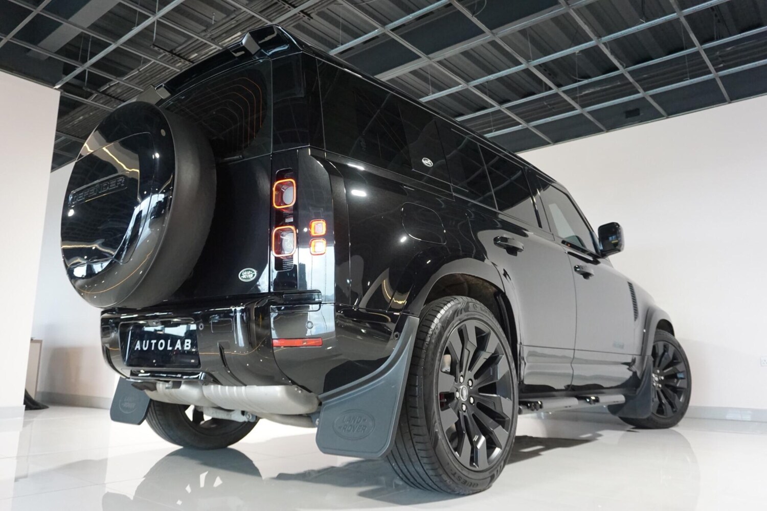 Used Land Rover Defender 110 for sale - 77670506: Photo 34